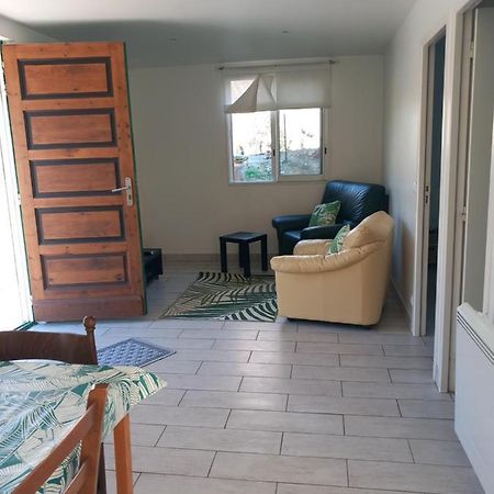 Petit Chalet En Bois Reynes ภายนอก รูปภาพ
