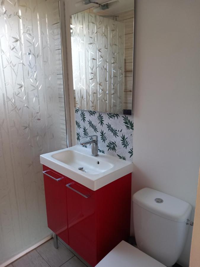 Petit Chalet En Bois Reynes ภายนอก รูปภาพ